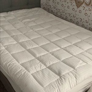 Hypoallergenic Twin XL Mattress Pad